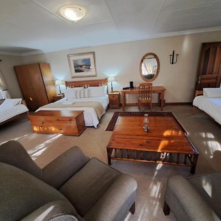 Brooklyn Guesthouses Претория Экстерьер фото