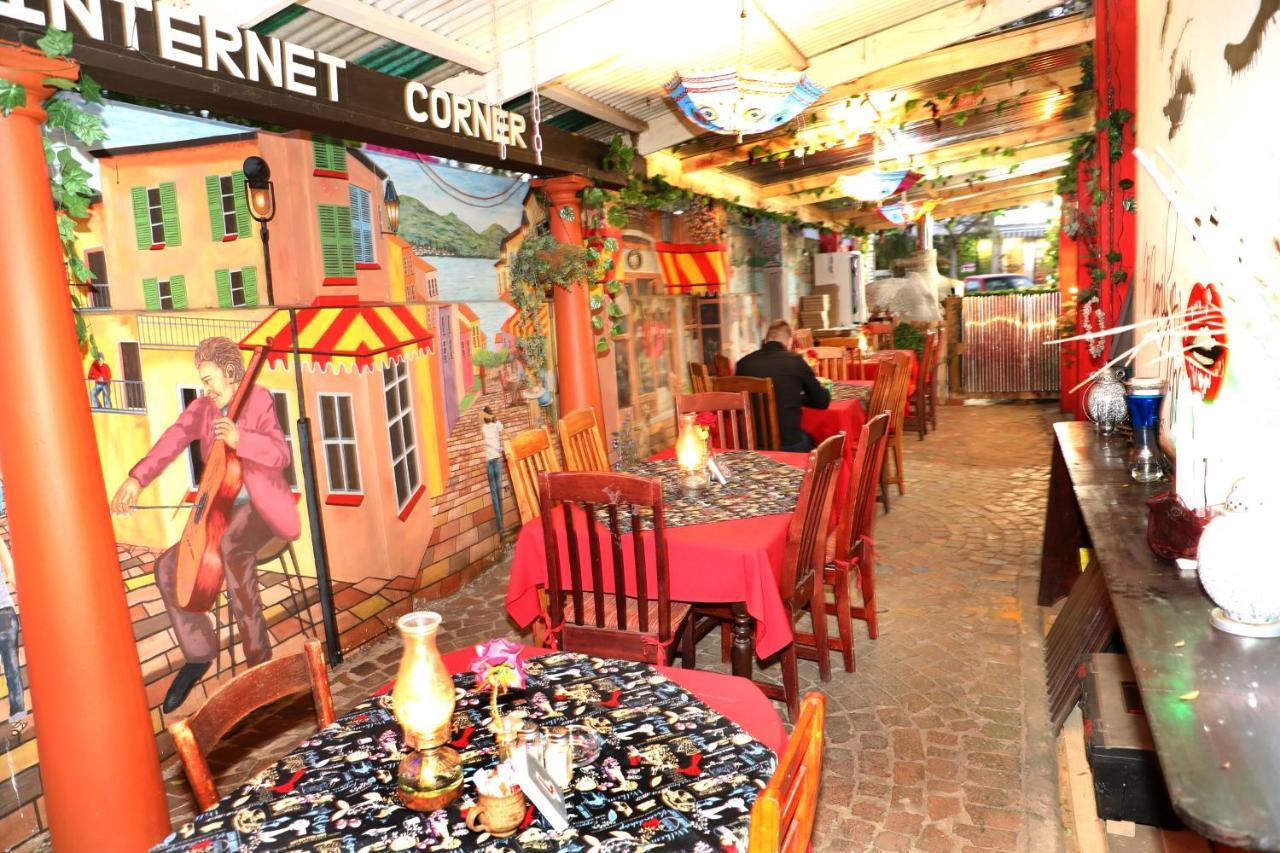 Brooklyn Guesthouses Претория Экстерьер фото